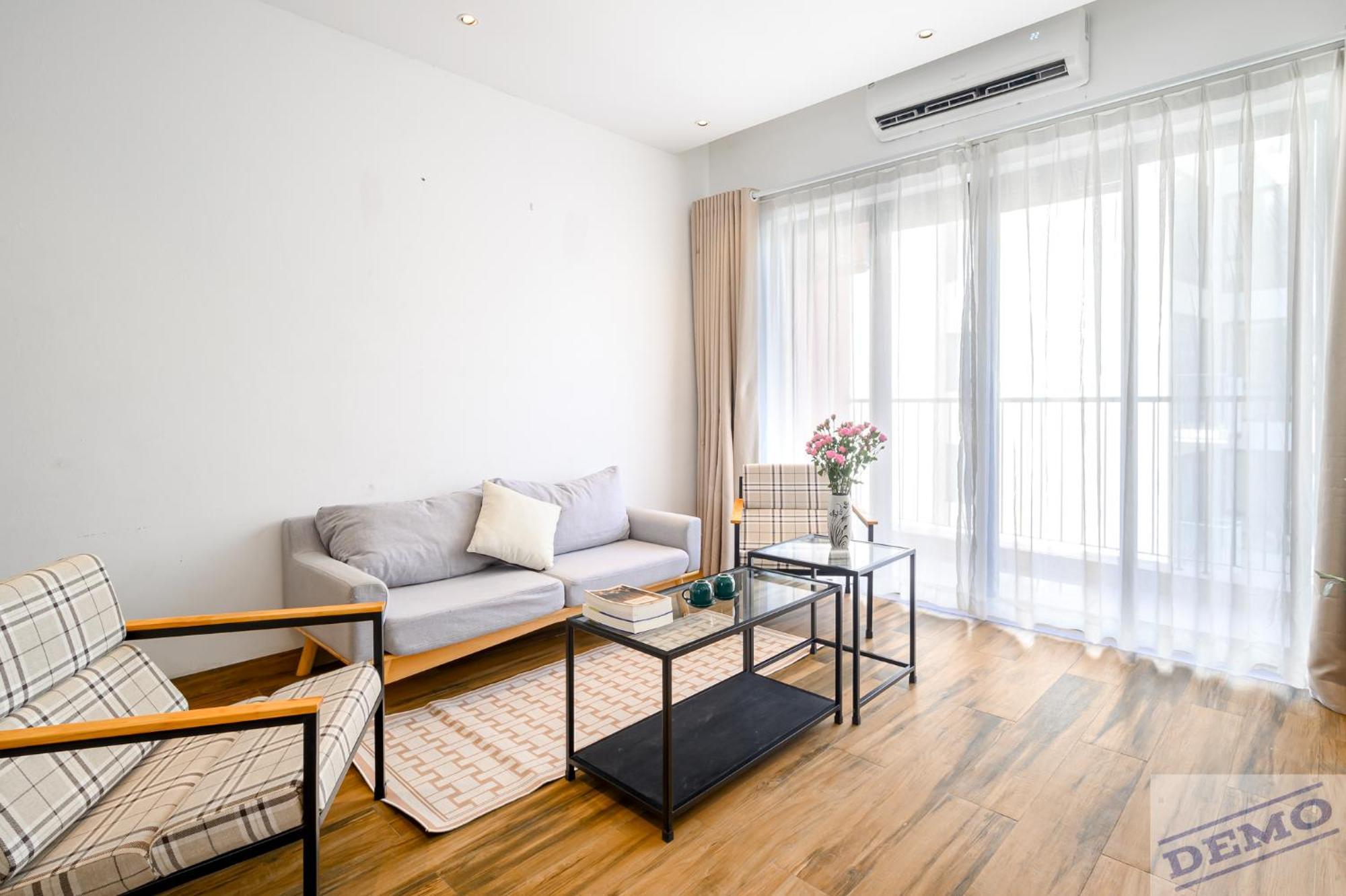 Luxe Paradise Residence 88 Tu Hoa Hanoi Buitenkant foto